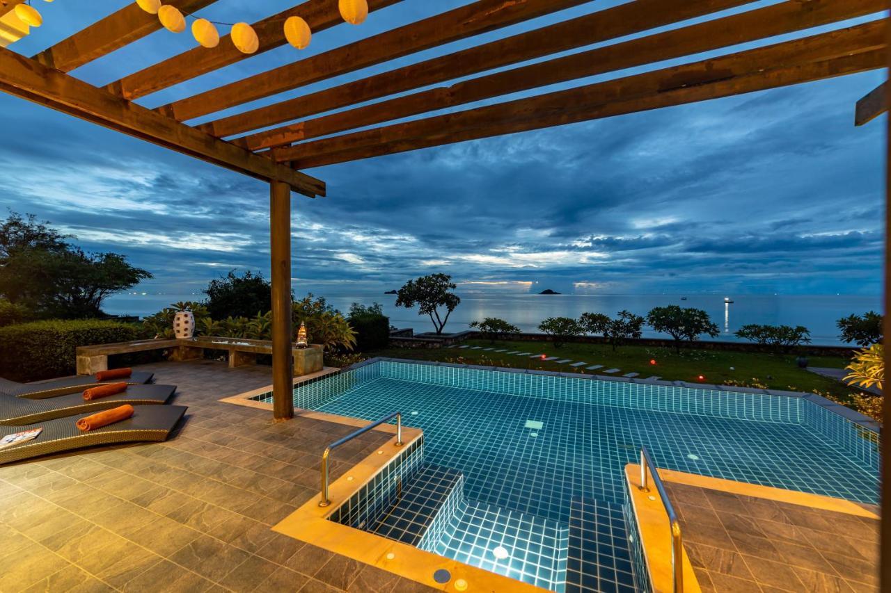 Beachfront Modern 4 Bedroom Pool Villa - Rv Χουά Χιν Εξωτερικό φωτογραφία
