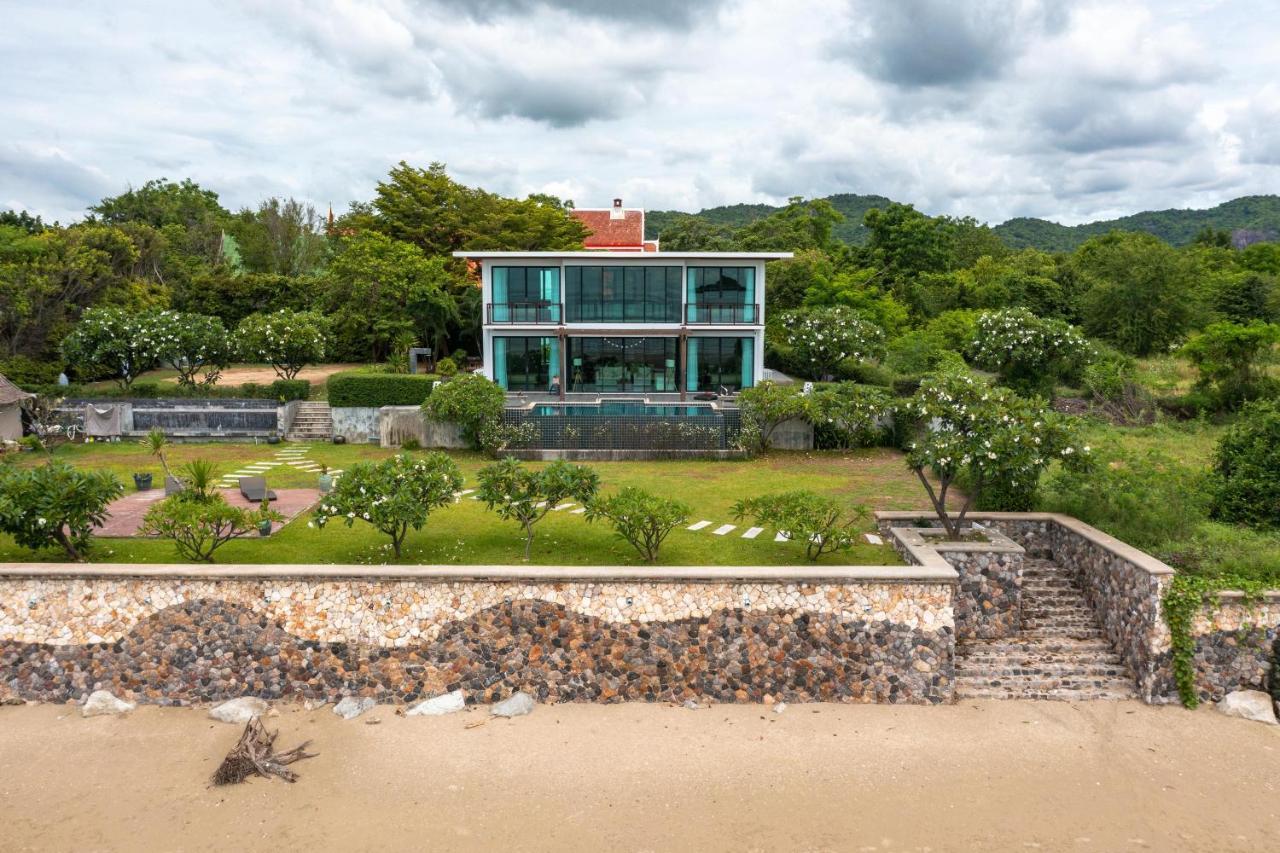 Beachfront Modern 4 Bedroom Pool Villa - Rv Χουά Χιν Εξωτερικό φωτογραφία