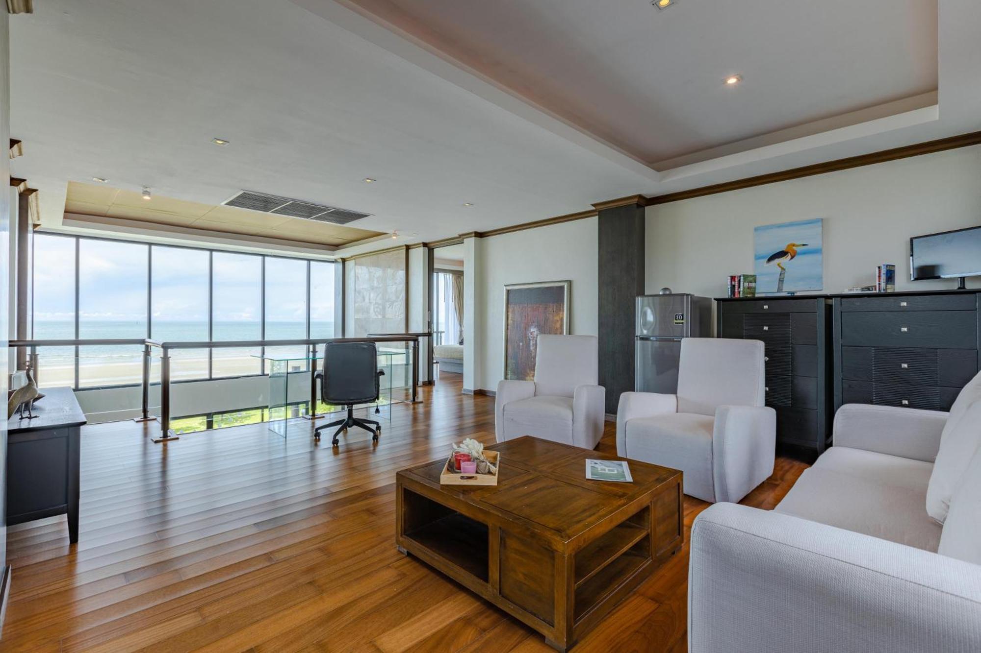 Beachfront Modern 4 Bedroom Pool Villa - Rv Χουά Χιν Εξωτερικό φωτογραφία