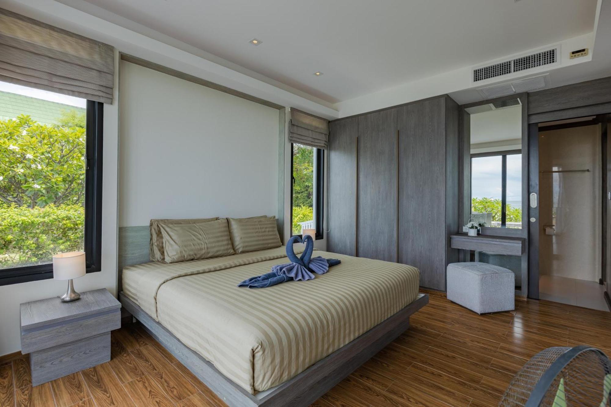 Beachfront Modern 4 Bedroom Pool Villa - Rv Χουά Χιν Εξωτερικό φωτογραφία